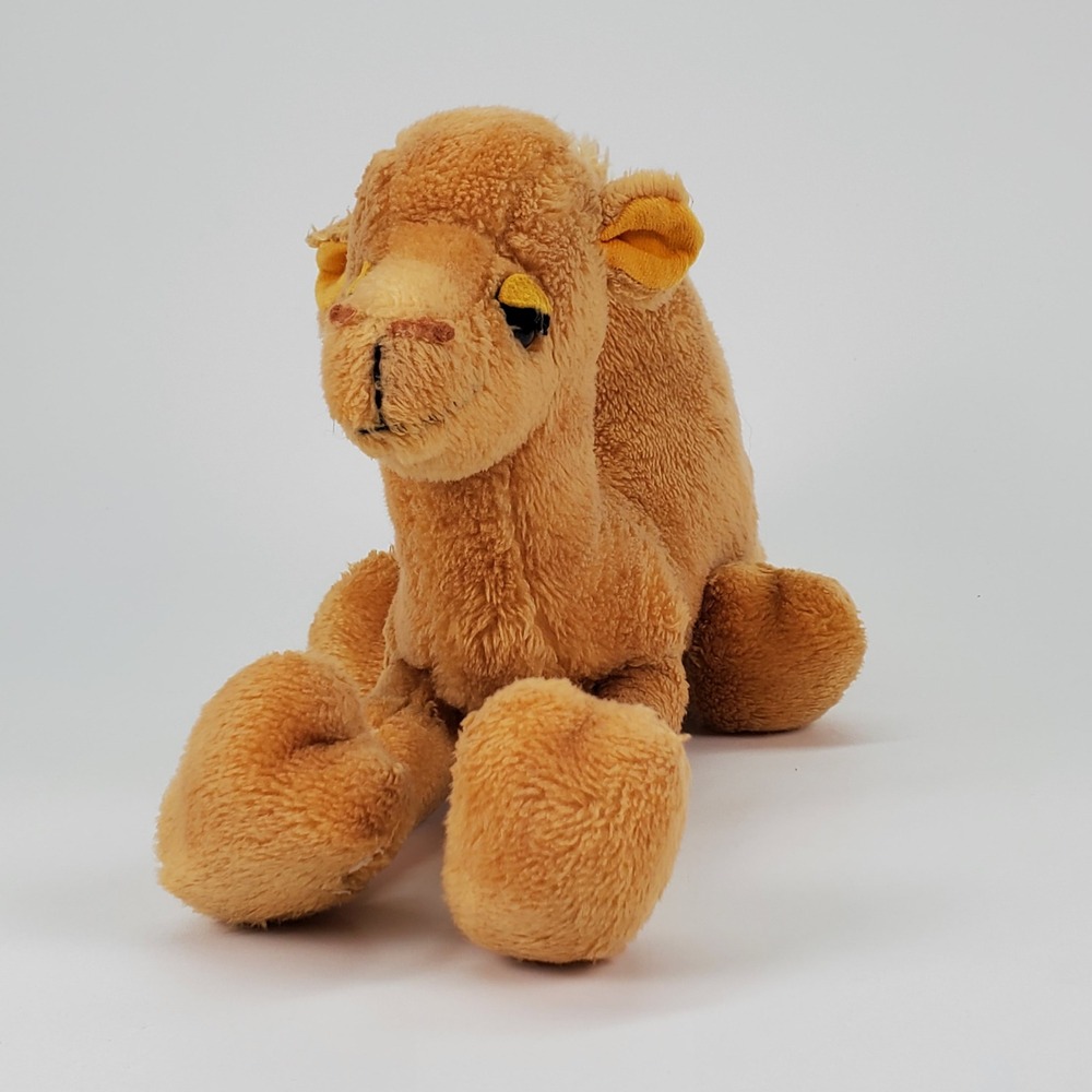 Vintage R Dakin 1979 Camel Plush Stuffed Animal Tan Desert Dromedary Toy 14 inch